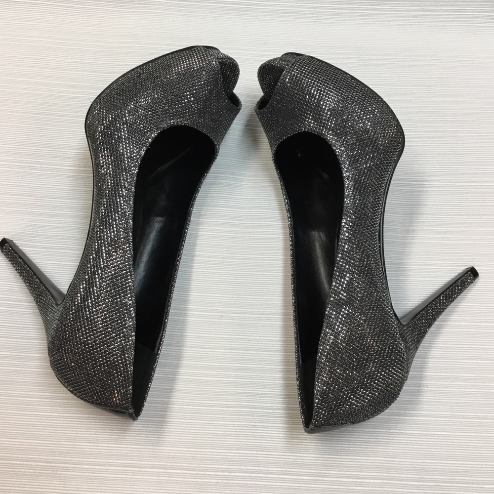 Exciting Heels by Nine West - Picture 5 of 8